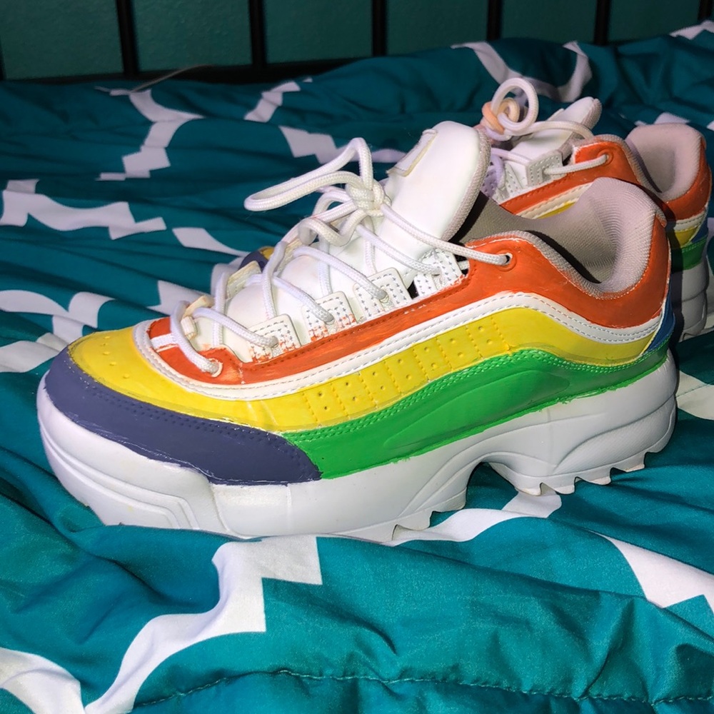 Avia custom made tennis shoes 💕